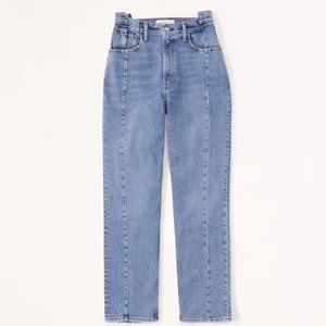 Abercrombie & Fitch 90s Ultra High Rise Straight Jean size 26/2 short